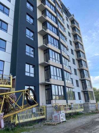 продаж квартири в центрі - фото 1