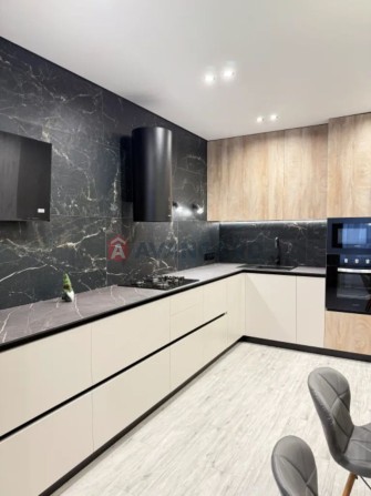 Продам 3 х.ком.  Брама - фото 1