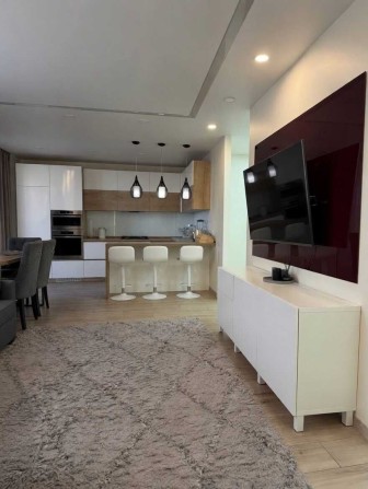 Квартира, де між "подивитись" і "жити" - один крок - фото 1