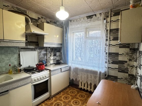 Продаж 2-кім квартири ( м.Тернівка ,центр) Тернівка