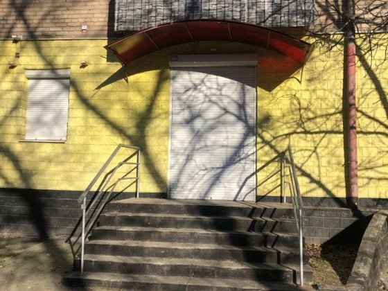 Продам 2 к  квартиру виведену з житлового фонду під бізнес Терноватый Кут