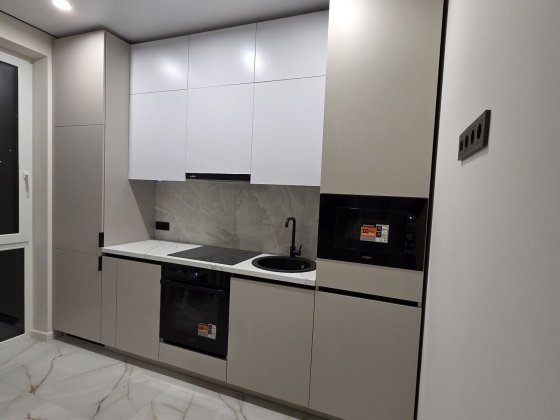 Продам 1 кімнатну затишну квартиру -78500$ Минай