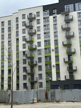 Квартира біля міського озера - фото 1