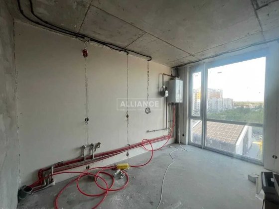 Продам 3к квартиру в ЖК Закритого типу, з чорновим ремонтом Угорники