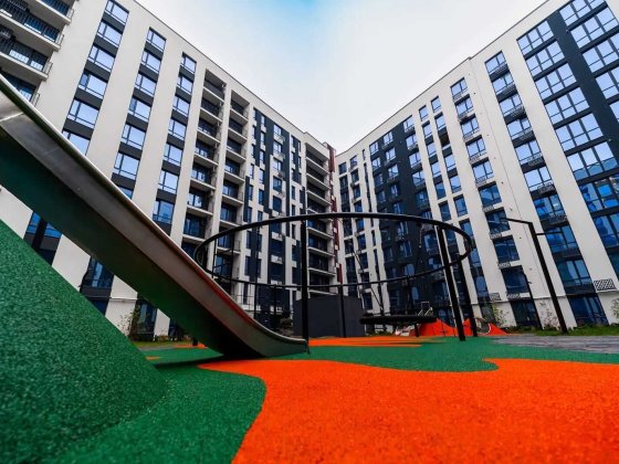 Продаж 2 кімнатної квартири з дизайнерським ремонтом Угорники