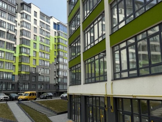 Продається 2к квартира Міленіум Крихівці