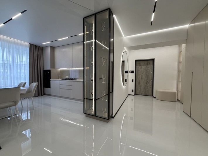 Укомплектована 3кім 93м2 біля озера у ЖК Міленіум - фото 1