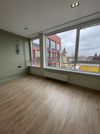 Продається квартира 59 кв.м з якісним ремонтом - фото 1