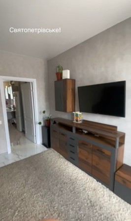 Продаж однокімнатна квартира з подвірʼям та парковкою Святопетрівське - фото 1