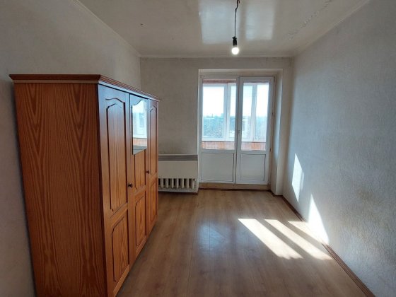 Продам гарну 2 кімнатну квартиру в Святопетрівському. До Києва 5км. Святопетрівське