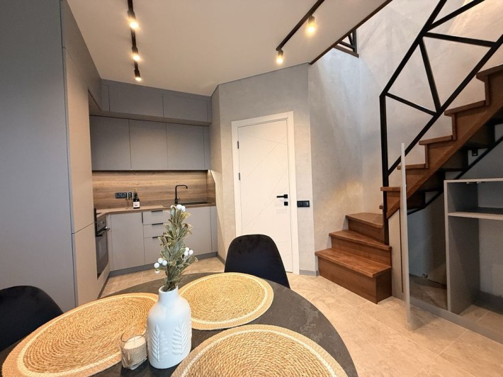 Останній таунхаус - квартира! ‼️ВЛАСНИК‼️ 1 поверх + 10м2 ДВІР - фото 1