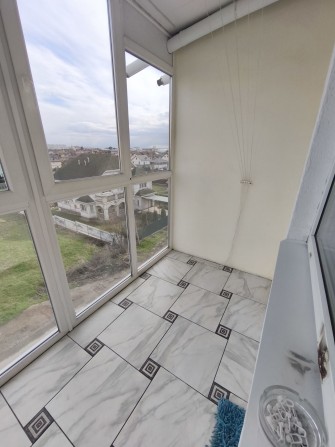 Двухуровневая 90кв.м. 3 комнаты, кухня гостиная.  Петровский квартал. - фото 1