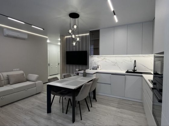 Двокімнатна квартира з авторським ремонтом, меблями та технікою. ЖК «Оптимісто», с. Гатне | БЕЗ КОМІ Чабаны