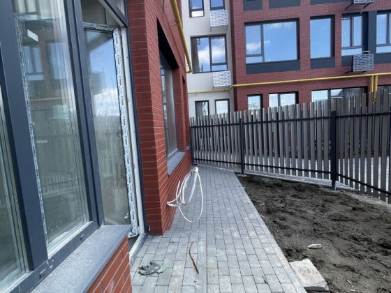 Квартира з двориком Святопетрівське