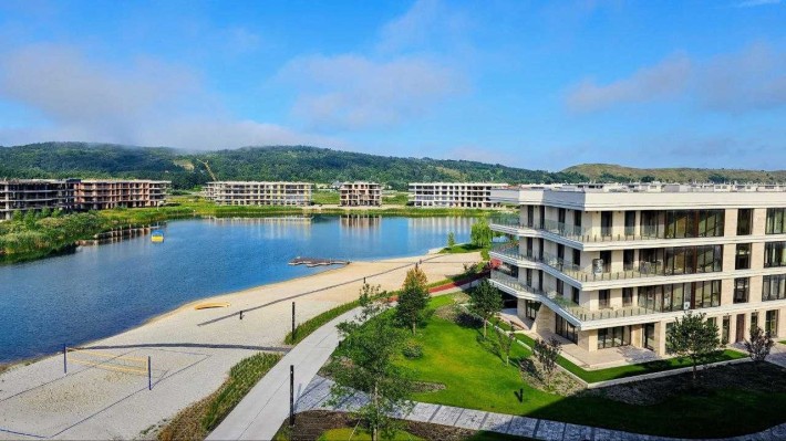 Готова квартира 90,2 кв.м з терасою, видом на озеро в PARK LAKE CITY - фото 1