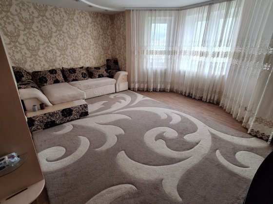 Продається  2 кімнатна квартира Святопетрівське