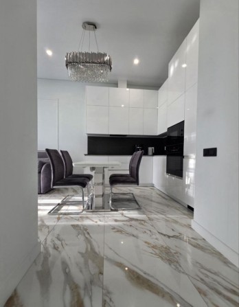 Продажа ЖК Park Lake City 51.6 м2 від власника з власним двориком - фото 1