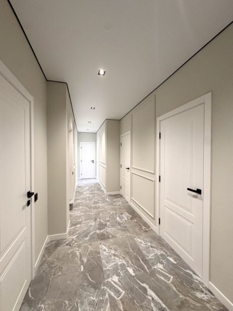 Сучасна 3к квартира з ремонтом - фото 1