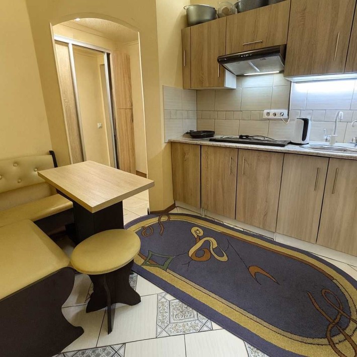 Продаж!  Немішаєво, 1-кім з РЕМОНТОМ,площа 28м2. центр міста - фото 1