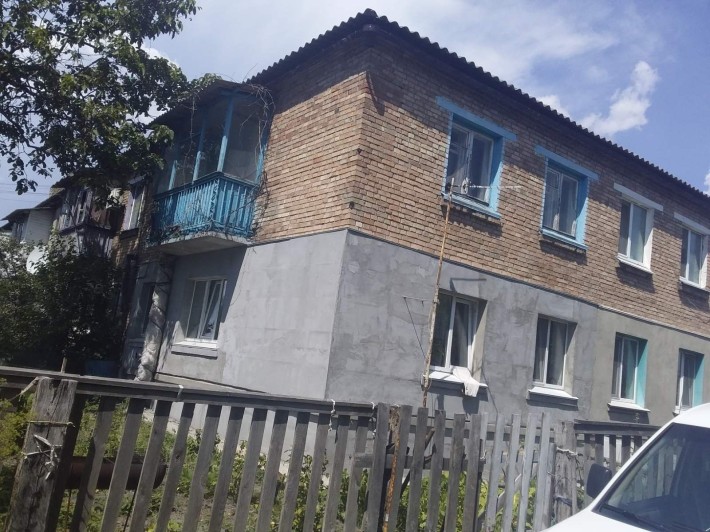 Клавдієво-Тарасове - продам 3 кімнатну квартиру недорого ! - фото 1