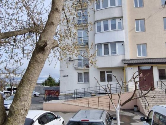Продам 2х кімн. квартиру 62кв.м  5 й поверх в с.Гореничі автономне опа Милая