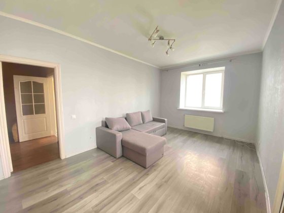 1к. 44м вул.Українського відродження(Бударіна)  45000у.о. мЖитомирська Чайки