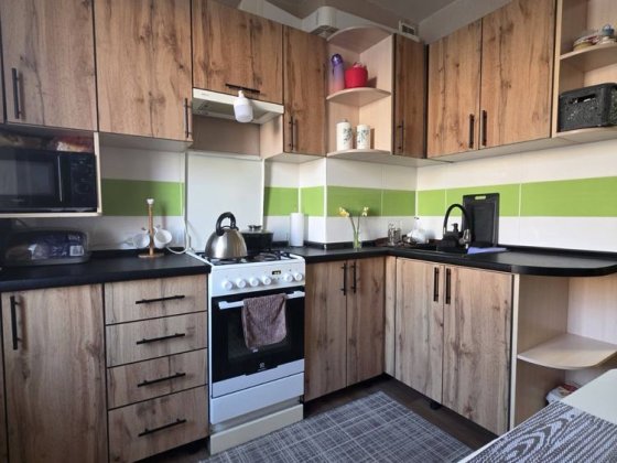 Продам 1-ну квартиру на Томилівській Шкарівка