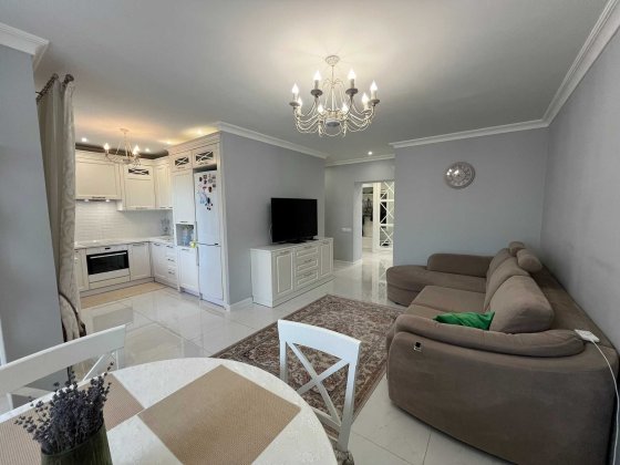 Вип квартира продаж класна ціна 4 кімн ЖК Чайка  Лобановського вул. Чайки