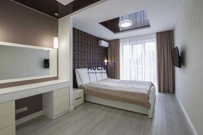 ЖК Чайка, 3-кімн. квартира 86 кв.м.  вул. Лобановського  28 - фото 1