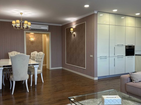 Продам без комиссии 3 к квартиру ЖК Чайки с авторским ремонтом, ул. Лобановского 17 Чайки