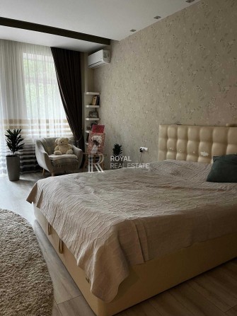 Продаж Квартира 3кімн 145м2 ЖК Чайка - фото 1