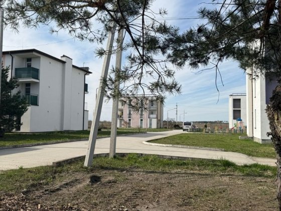 Продам квартиру 30.6м2 , серед Сосен , Котеджне Містечко Ясний Ясногородка