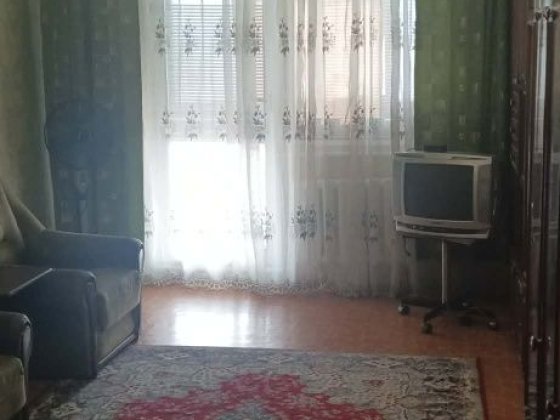 Продам 2-х кімнатну чешку Долинская