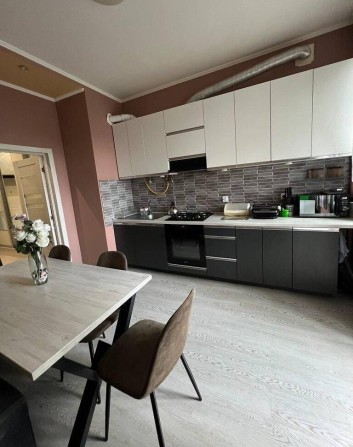 Продається затишна 2-кімнатна квартира - фото 1