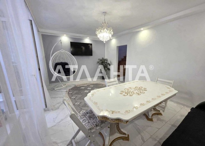 Продаж дворівневої чотирикімнатної квартири у Солонці | вул. Людкевича - фото 1