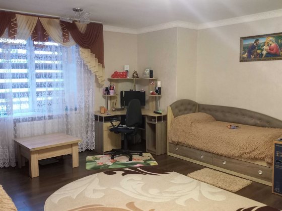 Продається двокімнатна квартира м.Самбір Самбір