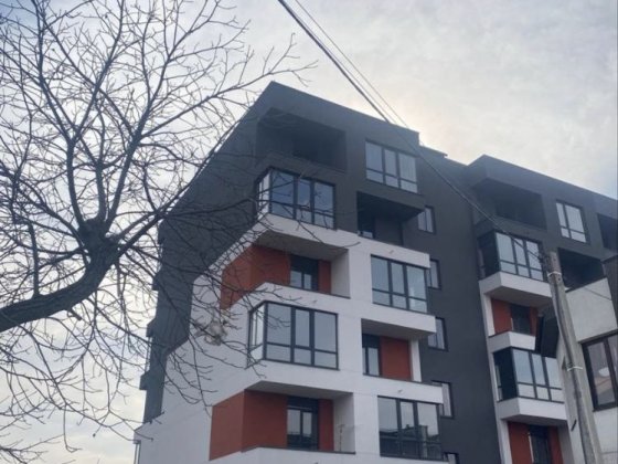 Квартира у м. Винники (без посередників)