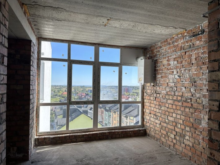 Квартира з терасою - фото 1