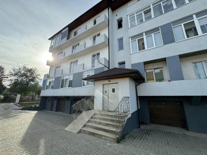продаж 3-к квартири в клубній новобудові (Брюховичі) - фото 1