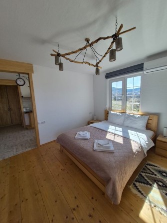 Продається квартира в Східниці з ремонтом та меблями - фото 1