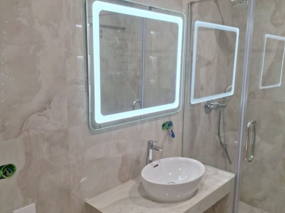 Продаж квартири в зданій новобудові від власника Зубра