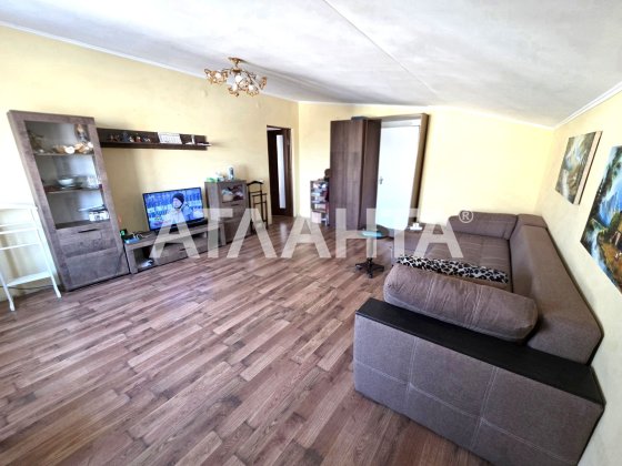 Трикімнатна квартира у центрі Пустомит! Пустомити