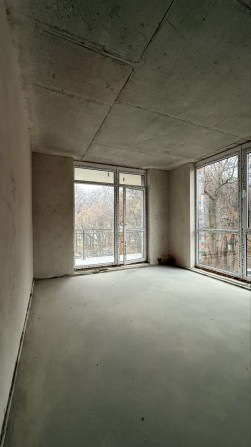 Продаж 1-кімнатної квартири з частковим ремонтом ЖК AUROOM Forest. - фото 1