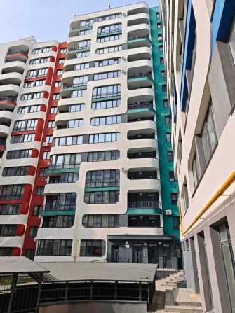 Продається Приваблива 2-кімнатна квартира у Новобудові з Ремонтом по вулиці Трускавецька! - фото 1