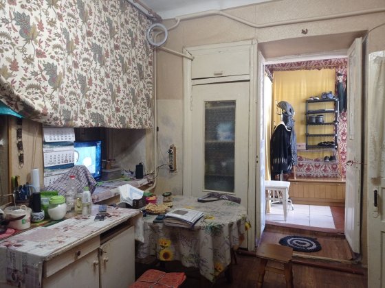 Продам 3 к/кв, 1/2; 55/36/10; в/у,газкотел, центр,р-он Декабр- Макаров 