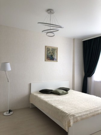 Продам однокомнатную в новом доме ЖК 7 Небо - фото 1