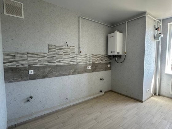 Трикімнатна з ремонтом ЖК Кекс Авангард