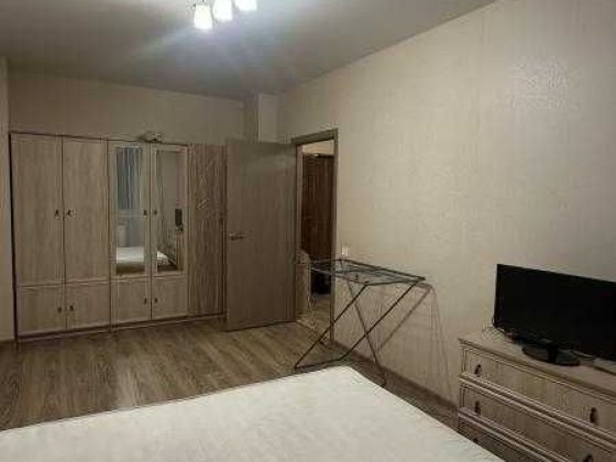 В продажу 1 квартира  укомплектована з ремонтом -  7 Небо. Готові під програми Авангард