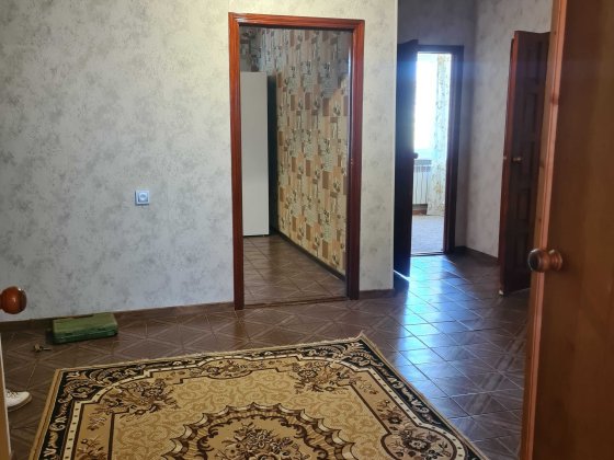 3 ком  квартира, 84 кв метра .Фонтанка, кирпичный дом. газ Фонтанка