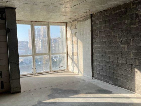 У продажу однокімнатна квартира в ЖК Приморські сади Крижанівка